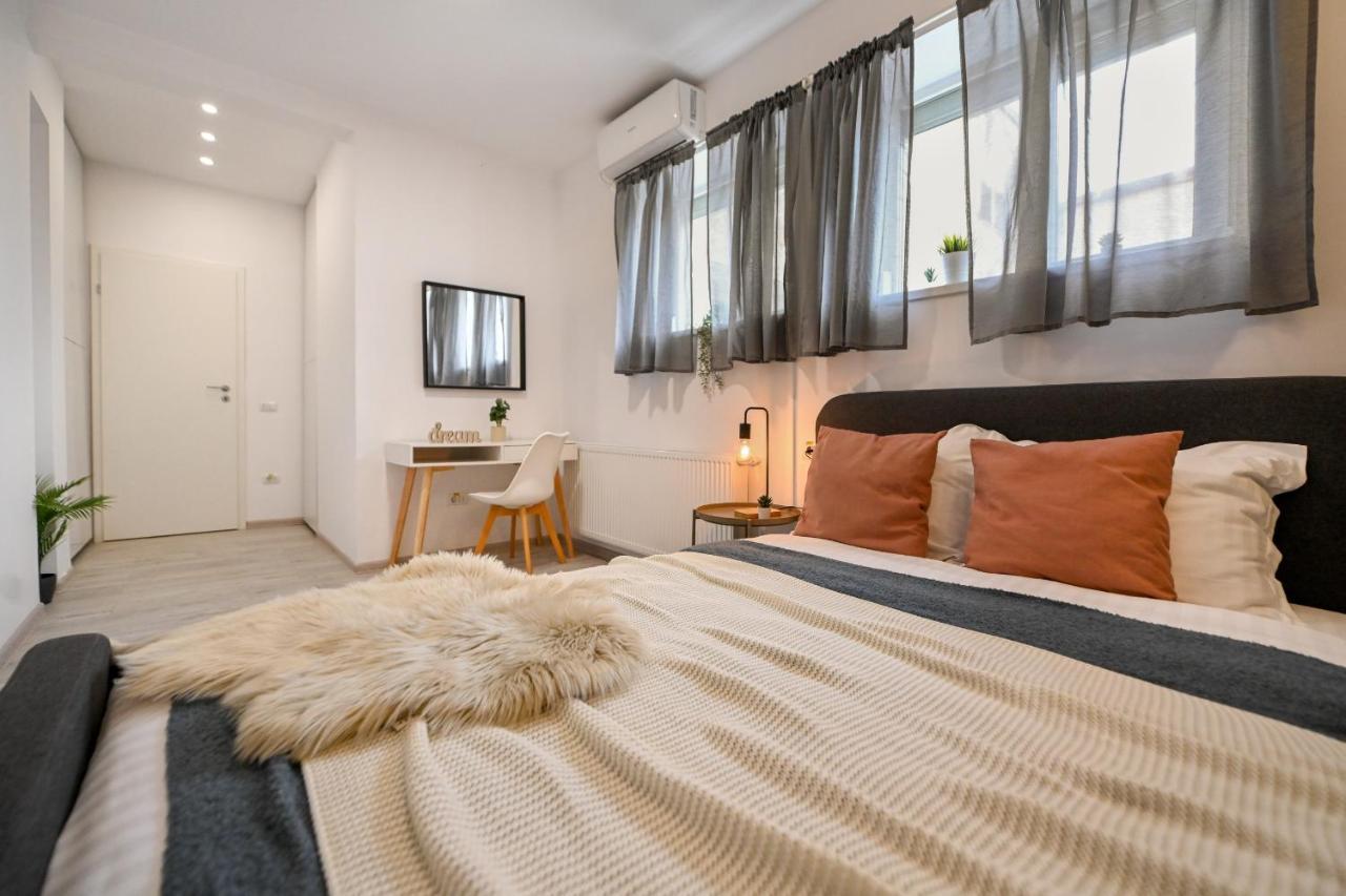 Splendid 2Br Apartment With Breathtaking Views Of Casa Poporului Bükreş Dış mekan fotoğraf