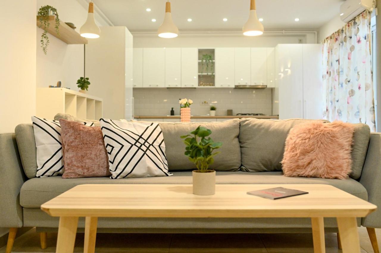 Splendid 2Br Apartment With Breathtaking Views Of Casa Poporului Bükreş Dış mekan fotoğraf